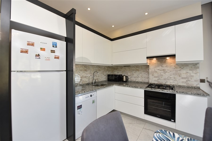 Comfortable 2+1 apartment in the center of Alanya 