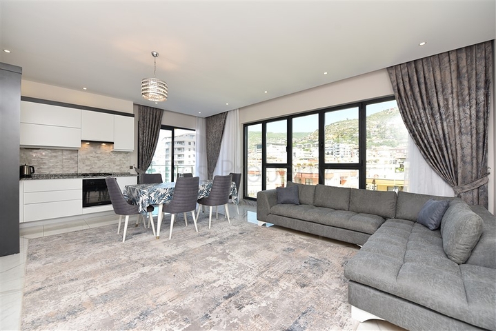 Comfortable 2+1 apartment in the center of Alanya 