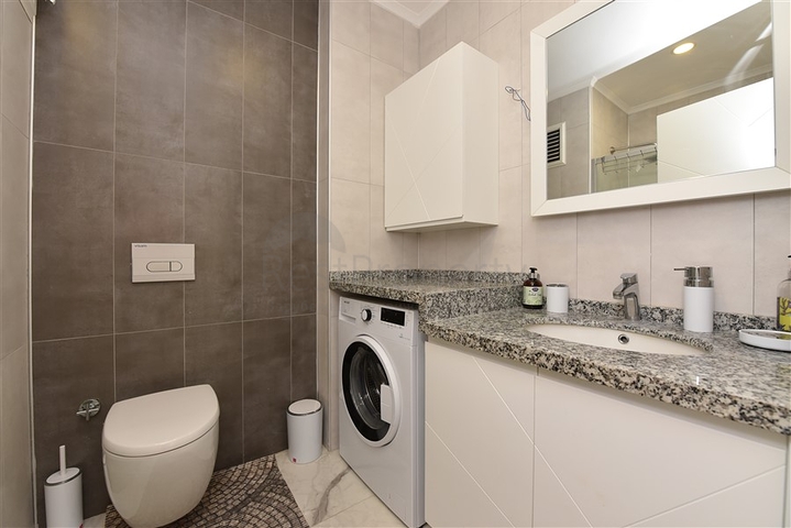 Comfortable 2+1 apartment in the center of Alanya 