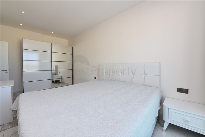 Comfortable 2+1 apartment in the center of Alanya 