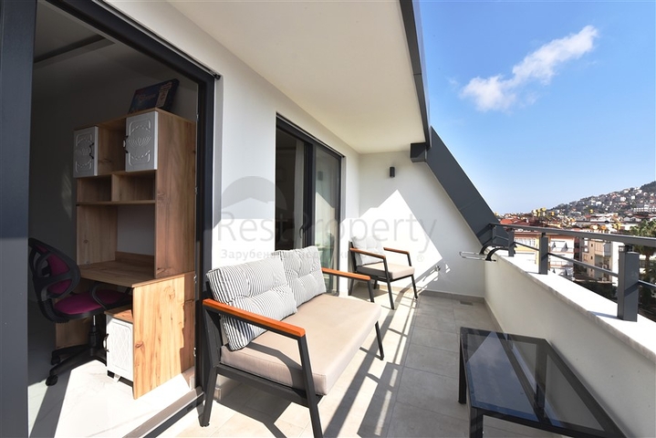 2+1 penthouse for rent in Cleopatra Beach area 2+1 penthouse for rent in Cleopatra Beach area