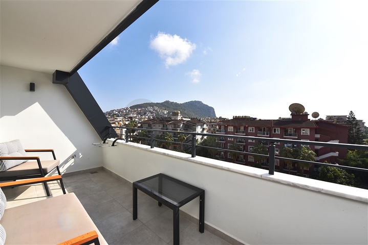 2+1 penthouse for rent in Cleopatra Beach area 2+1 penthouse for rent in Cleopatra Beach area