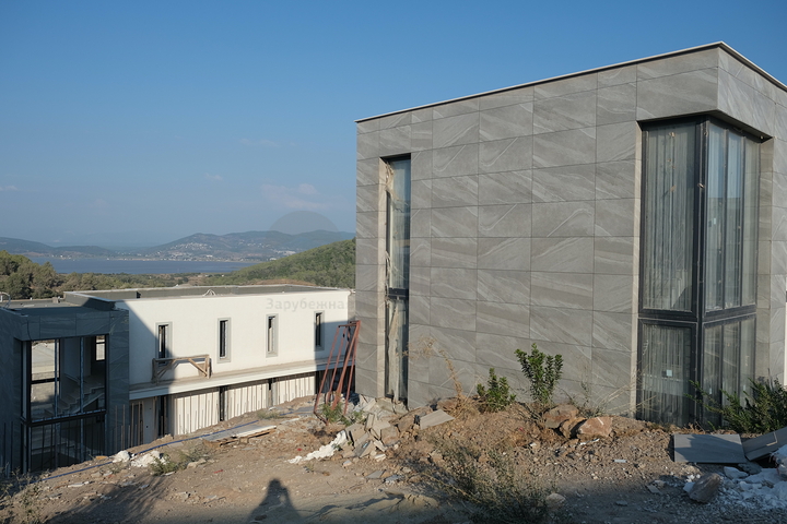 Eco-friendly villa complex with sea and forest views!