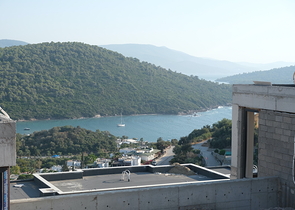 Eco-friendly villa complex with sea and forest views!