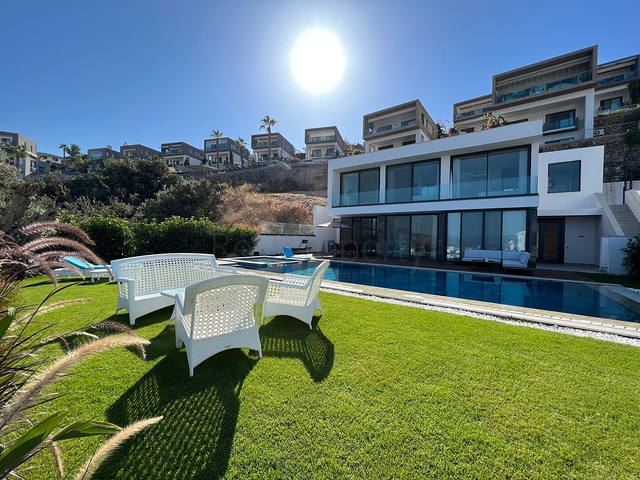 Boutique project of 8 villas with stunning sea and mountain views in raoine Gundogan