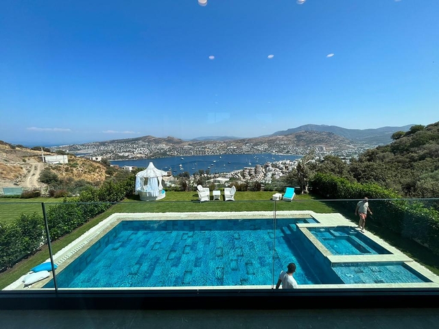 Boutique project of 8 villas with stunning sea and mountain views in raoine Gundogan