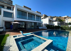 Boutique project of 8 villas with stunning sea and mountain views in raoine Gundogan