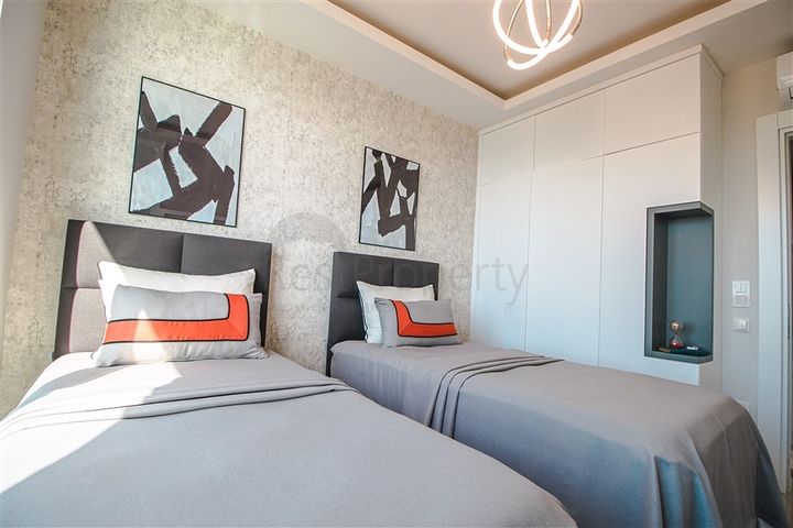 View apartment on the first line of the premium complex