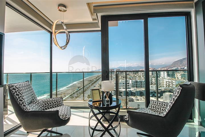 View apartment on the first line of the premium complex