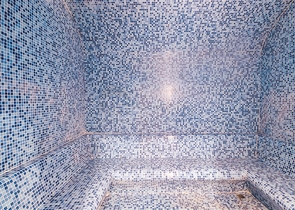 View apartment on the first line of the premium complex