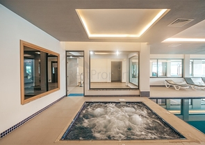 View apartment on the first line of the premium complex