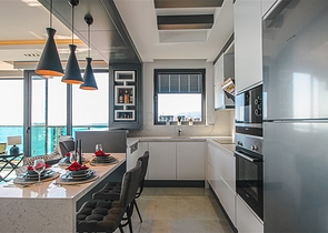 View apartment on the first line of the premium complex