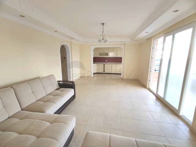 Five-room penthouse in Mahmutlar 