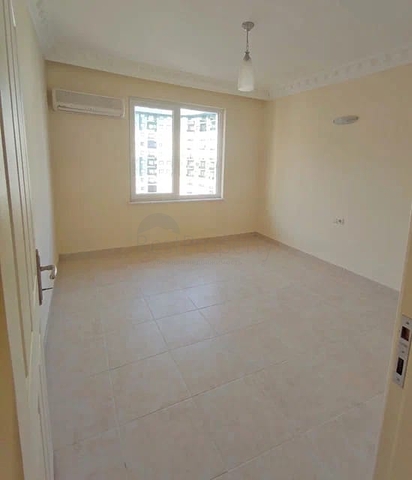 Five-room penthouse in Mahmutlar 