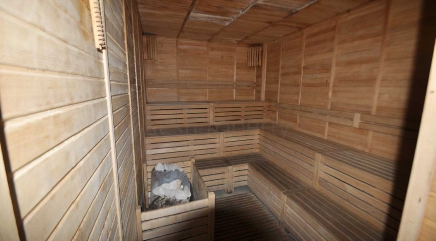 Five-room penthouse in Mahmutlar 