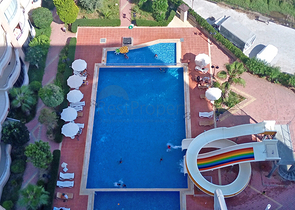 Five-room penthouse in Mahmutlar 