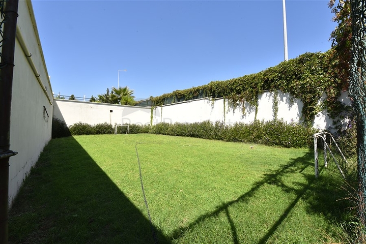 Spacious 3+1 Duplex in Turkler district