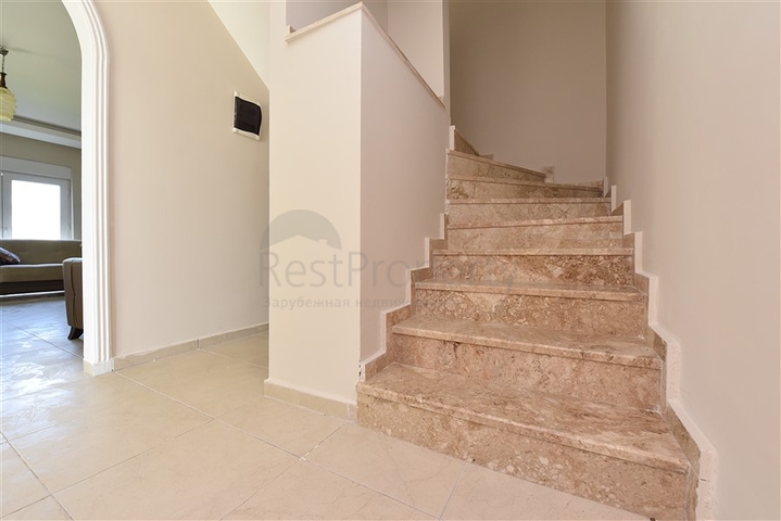 Spacious 3+1 Duplex in Turkler district