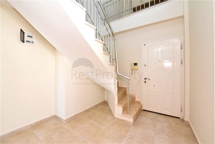 4+1 apartment with separate kitchen in Mahmutlar