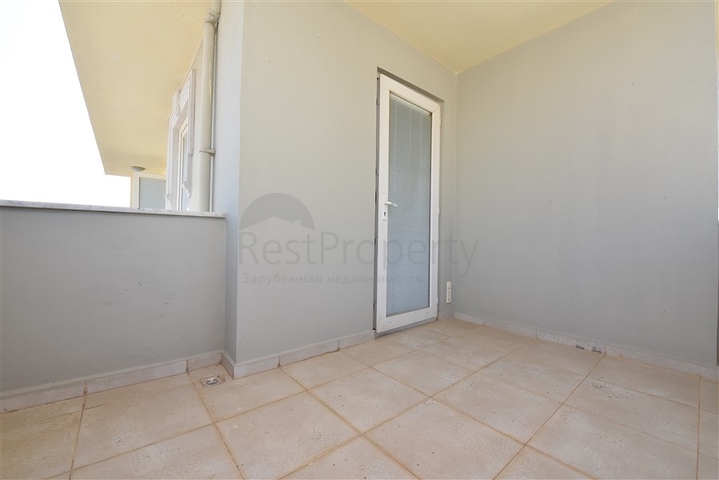 4+1 apartment with separate kitchen in Mahmutlar