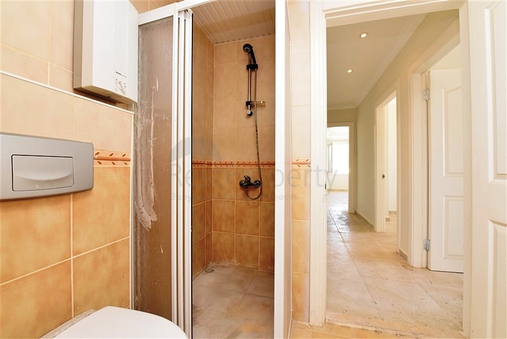 4+1 apartment with separate kitchen in Mahmutlar