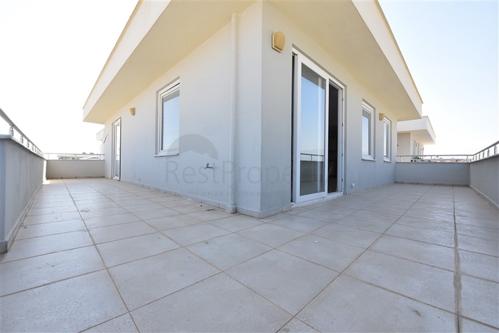 4+1 apartment with separate kitchen in Mahmutlar