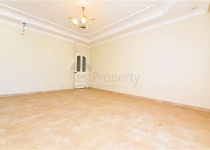 4+1 apartment with separate kitchen in Mahmutlar