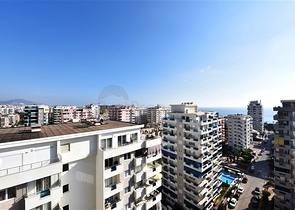 4+1 apartment with separate kitchen in Mahmutlar