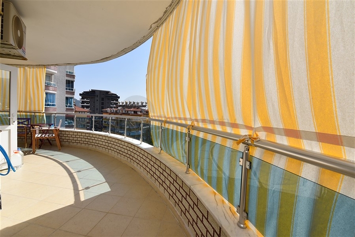 Furnished 2+1 apartment in Cleopatra area 