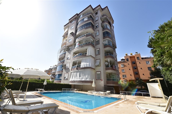 Furnished 2+1 apartment in Cleopatra area 