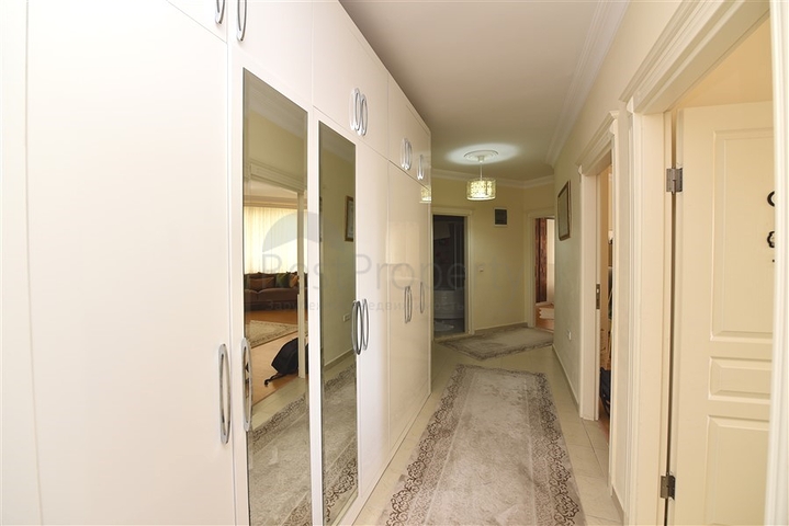 Furnished 2+1 apartment in Cleopatra area 
