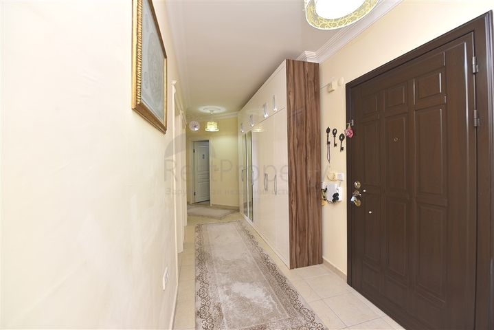 Furnished 2+1 apartment in Cleopatra area 
