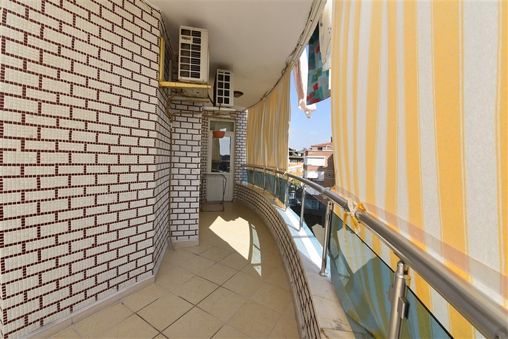 Furnished 2+1 apartment in Cleopatra area 