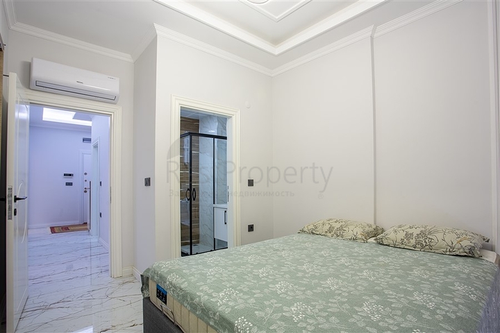 A 2+1 furnished apartment from the owner in a prestigious complex in Oba district