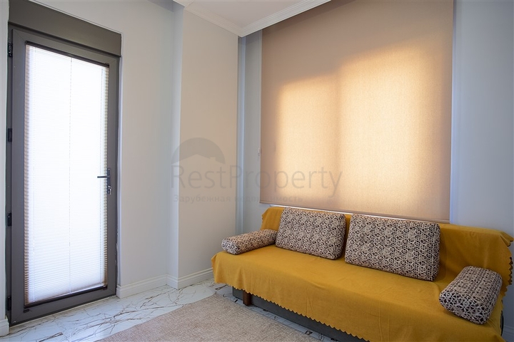 A 2+1 furnished apartment from the owner in a prestigious complex in Oba district