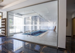 A 2+1 furnished apartment from the owner in a prestigious complex in Oba district