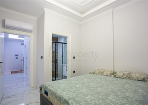 A 2+1 furnished apartment from the owner in a prestigious complex in Oba district