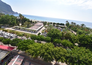 Rare on the Market - At Cleopatra beach - 2 bedroom apt - Alanya 
