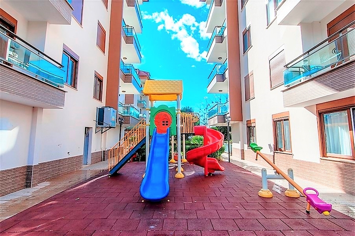 Well managed complex - 2 bedroom apt - in Kestel / Alanya 