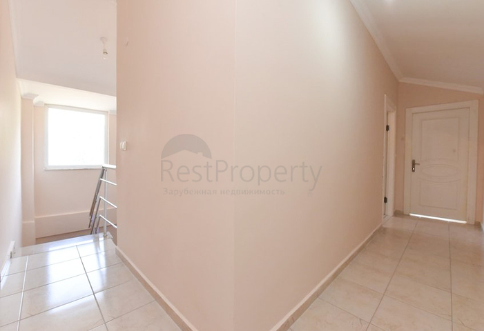 Large 4+1 penthouse of 165 m2