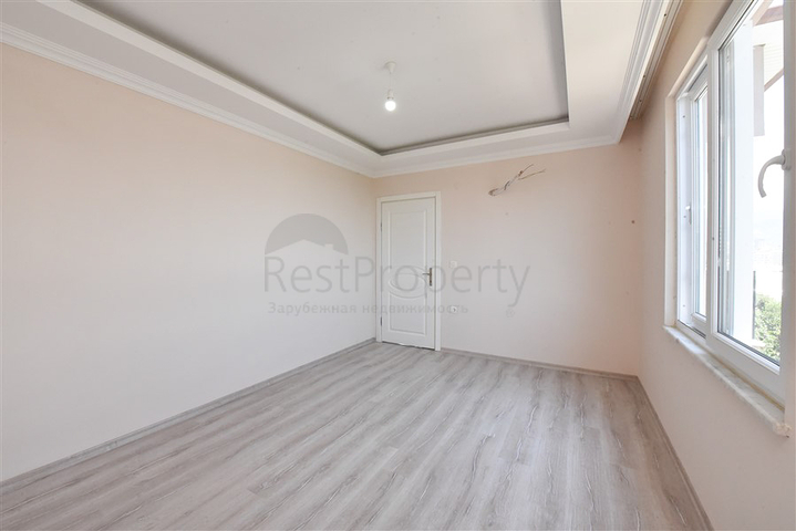 Large 4+1 penthouse of 165 m2