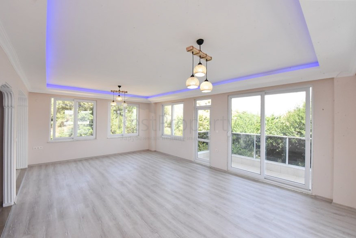 Large 4+1 penthouse of 165 m2