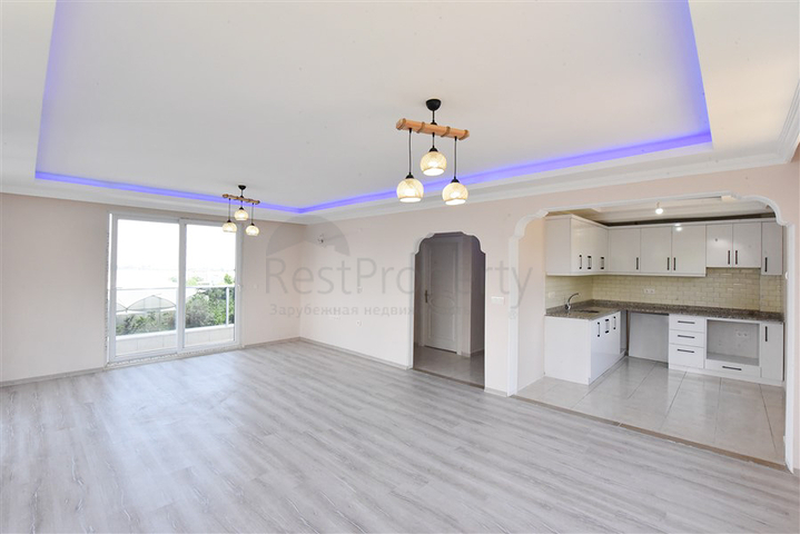 Large 4+1 penthouse of 165 m2