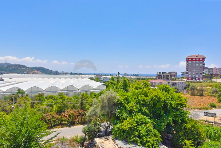 Large 4+1 penthouse of 165 m2