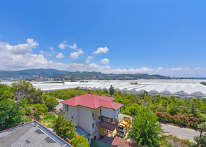 Large 4+1 penthouse of 165 m2