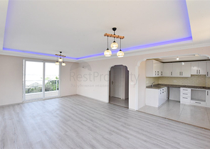 Large 4+1 penthouse of 165 m2