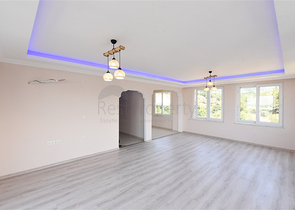 Large 4+1 penthouse of 165 m2