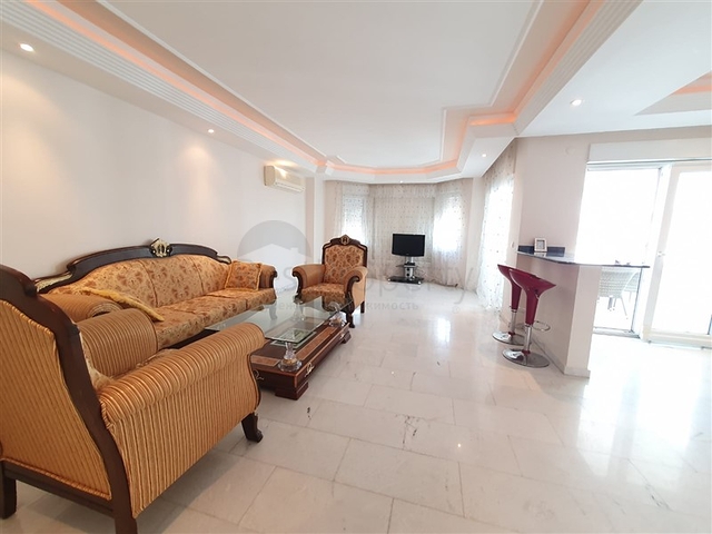 Apartment 2+1 on the first coastline in Tosmura