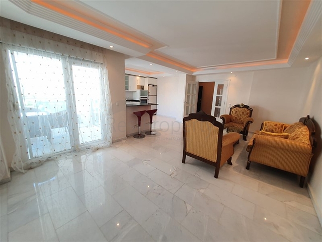 Apartment 2+1 on the first coastline in Tosmura