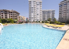 Apartment 2+1 on the first coastline in Tosmura